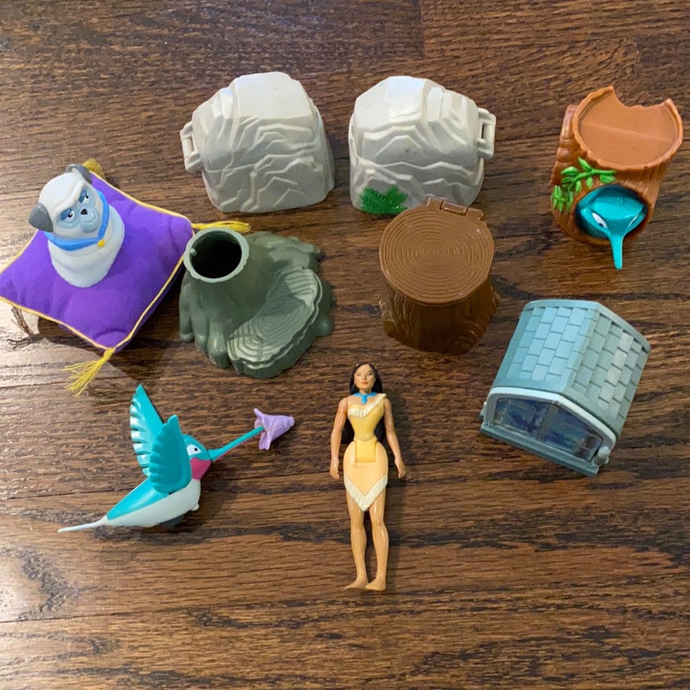Disney Pocahontas figures Burger King toys 90s